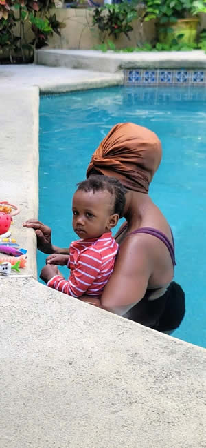 swim-lessons-holding